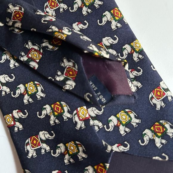 Designed exclusively for the RNC display your support with this unique tie - Picture 4 of 4